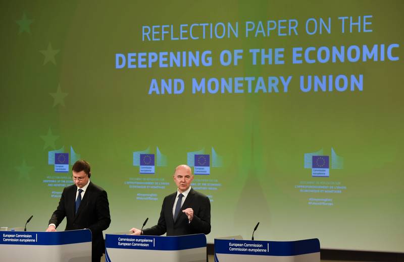 Valdis Dombrovskis, Pierre Moscovici | © European Commission