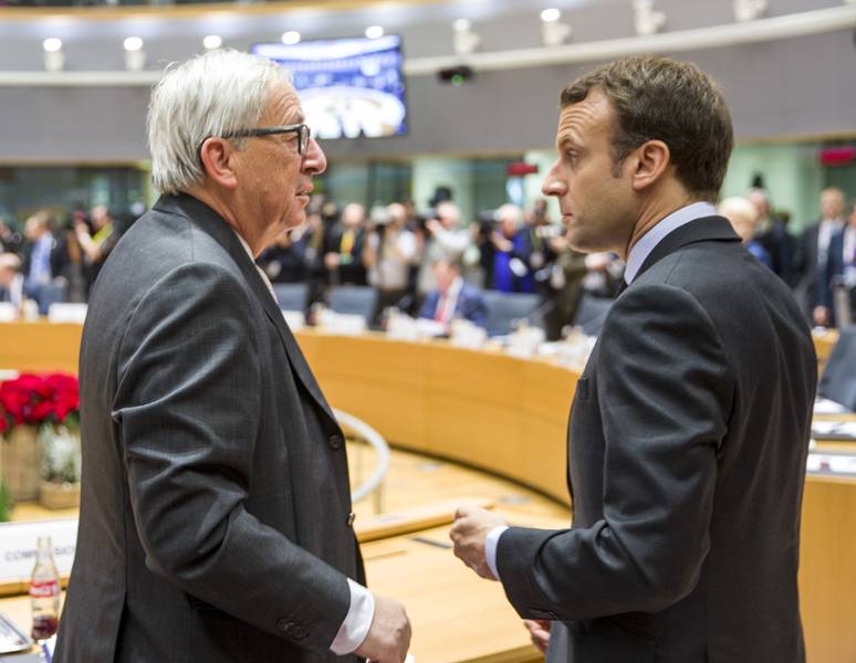 Жан-Клод Юнкер, Еманюел Макрон | © Council of the EU