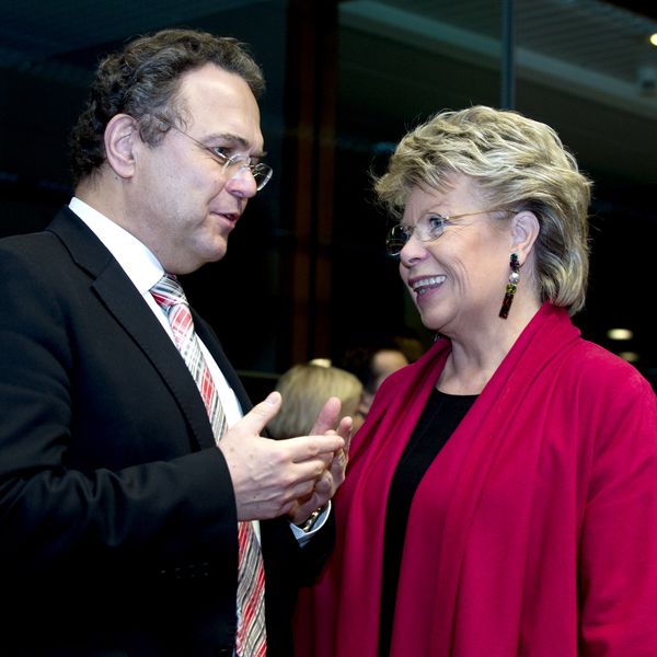 Hans-Peter Friedrich, Viviane Reding | © Council of the EU